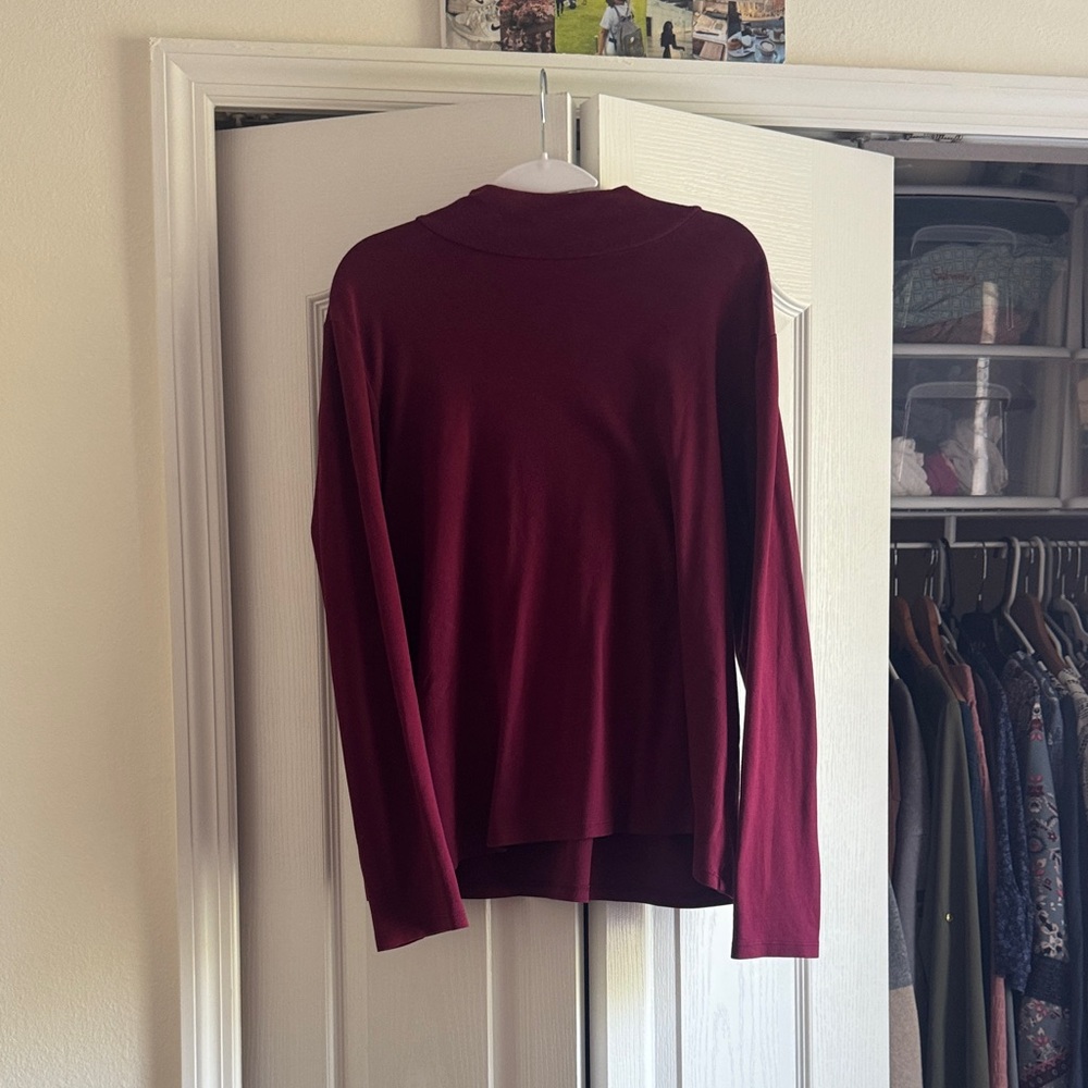 Croft & Barrow Deep Red Long Sleeve Turtleneck Top